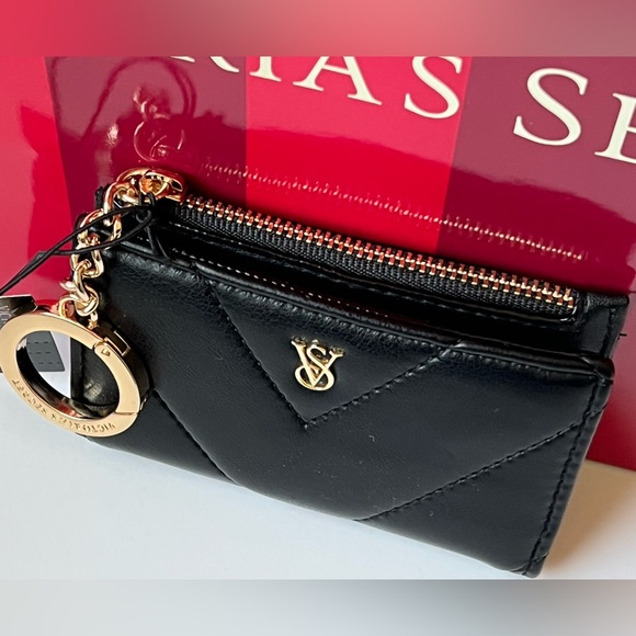 Victoria’s Secret Black Chevron Quilted Foldover Card Case ~ NWT & Bag - Picture 12 of 16